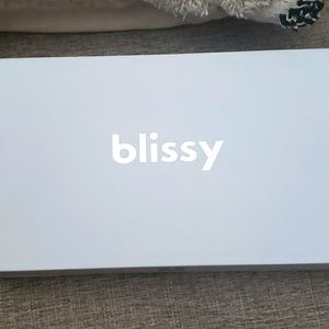 BLISSY 4 PIECE SILK SET WHITE MULTI